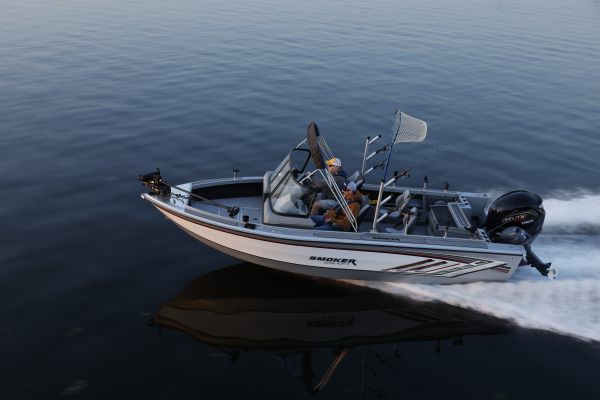 Adventurer 210 GLS Troller Smoker Craft Fishing Boat