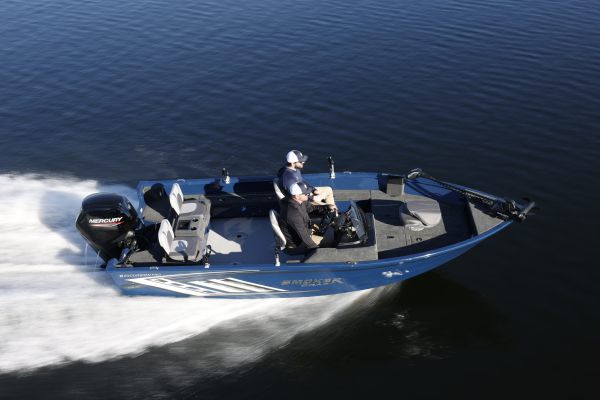 176 SC Pro Smoker Craft Fishing Boat