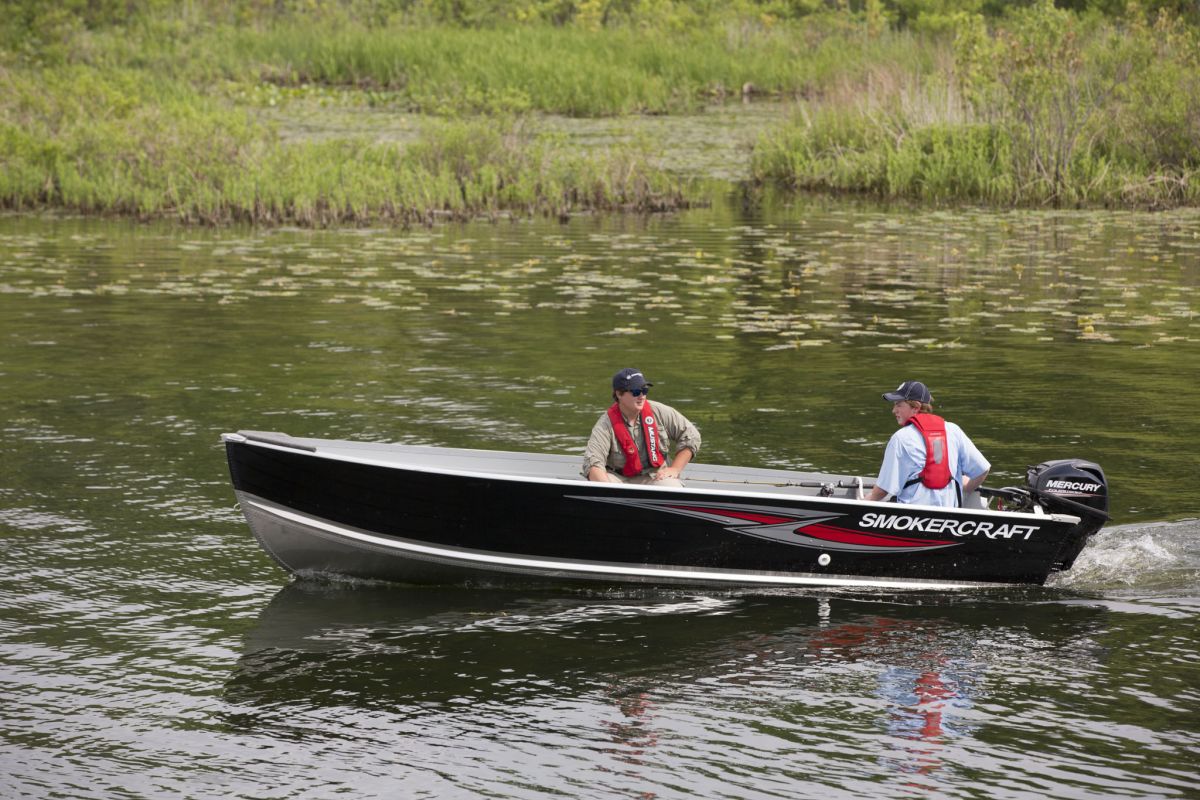 16 Big Fisherman - Entry-Level Fishing Boat - Smokercraft