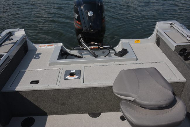 172 Pro Angler XL Smoker Craft Fishing Boat