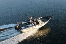 172 Ultima Legacy Smoker Craft Fishing Boat