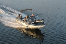 172 Ultima Legacy Smoker Craft Fishing Boat