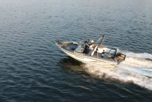 172 Ultima Legacy Smoker Craft Fishing Boat