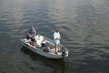 16 Angler SC Smoker Craft Fishing Boats